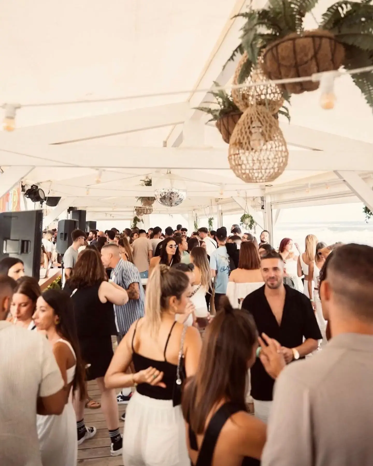 locales baix llobregat